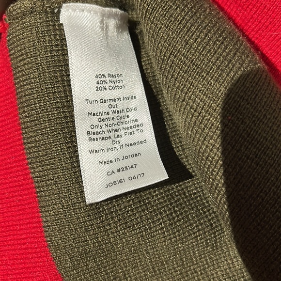 Womens Freddy Krueger sweater large by Talbots red olive green stripes - Picture 8 of 8